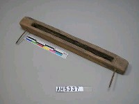 藏品(木製插刀架)的圖片